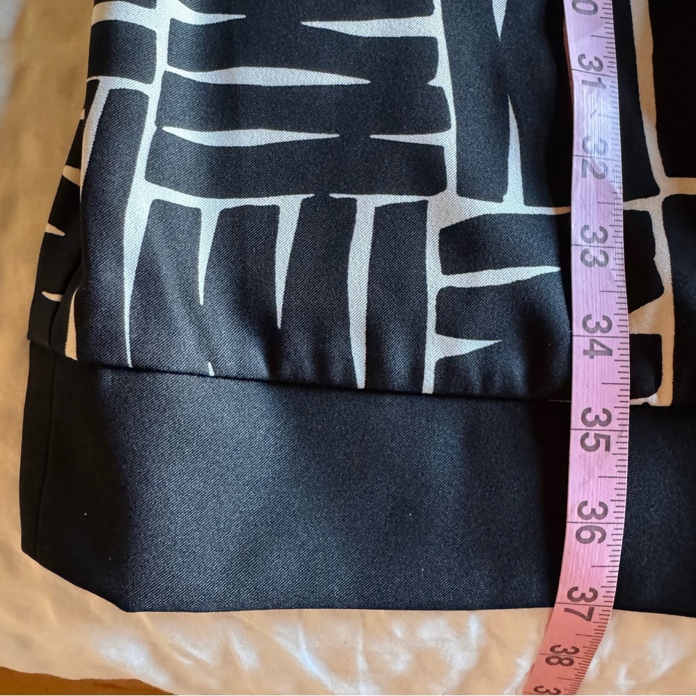 Maggy London Dress Size 8 - Picture 11 of 12